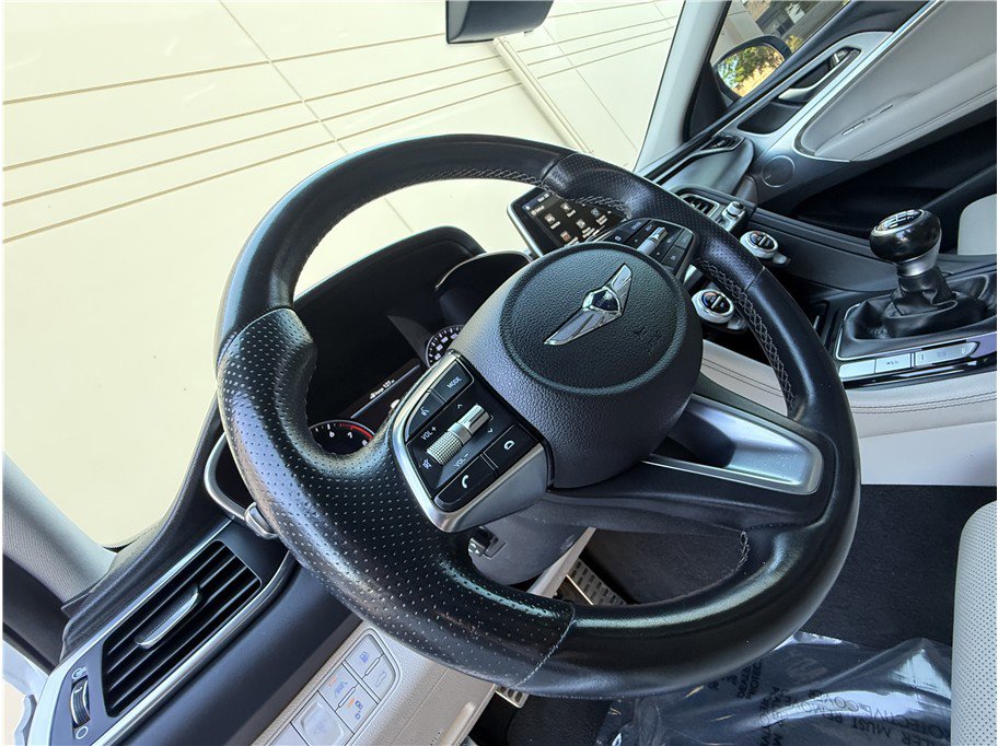 Used 2019 Genesis G70 2.0T Sport RWD image 10