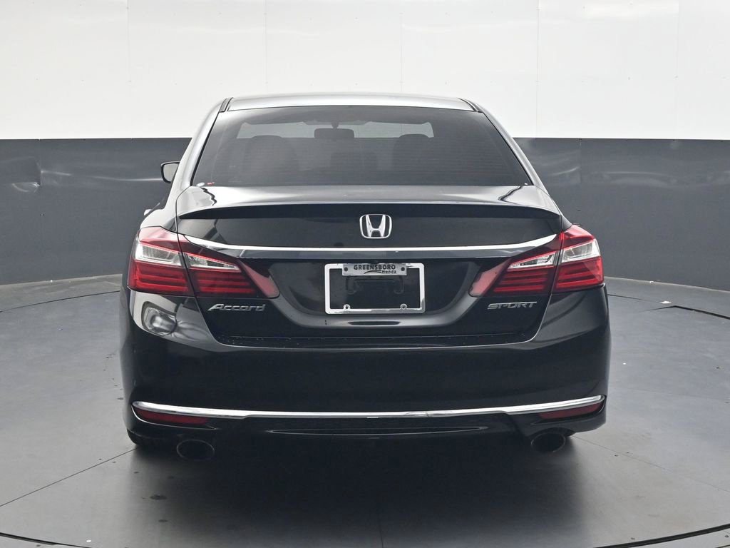 Used 2017 Honda Accord Sport image 5