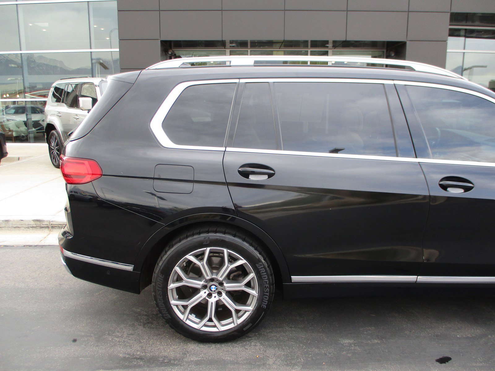 Used 2021 BMW X7 xDrive40i image 11