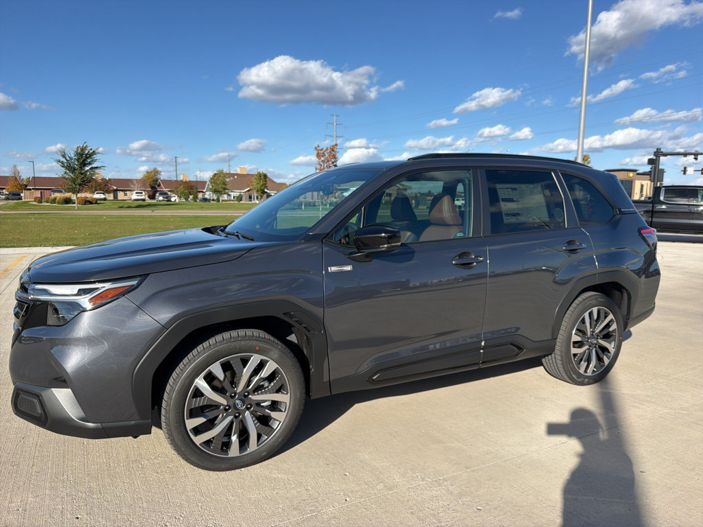 New 2026 Subaru Forester Touring AWD/4WD image 2