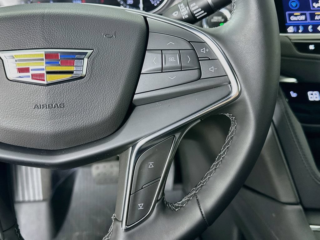 New 2026 Cadillac XT5 Luxury w/ LPO, Floor Liner Package FWD image 13