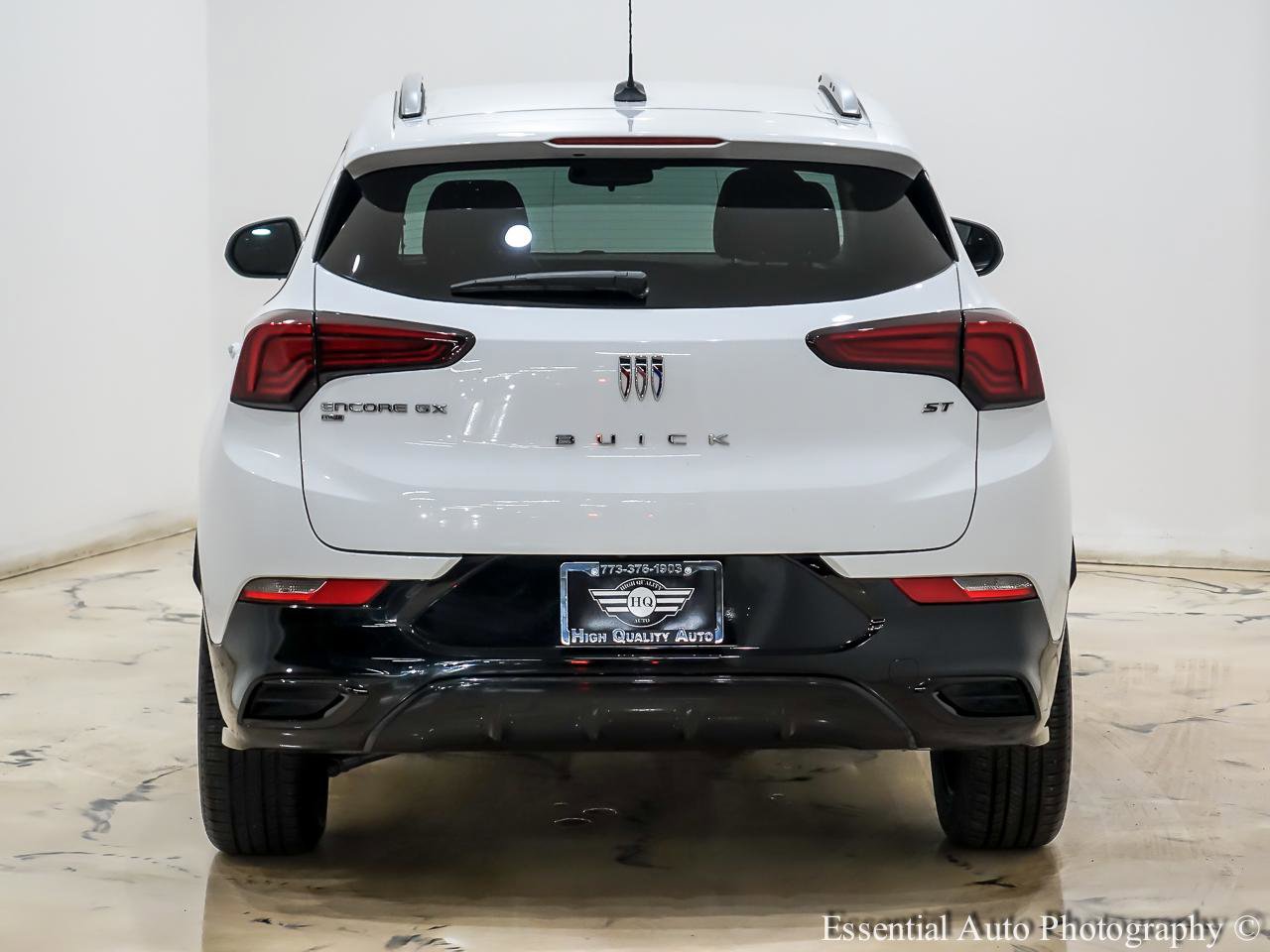 Used 2024 Buick Encore GX Sport Touring AWD/4WD image 7