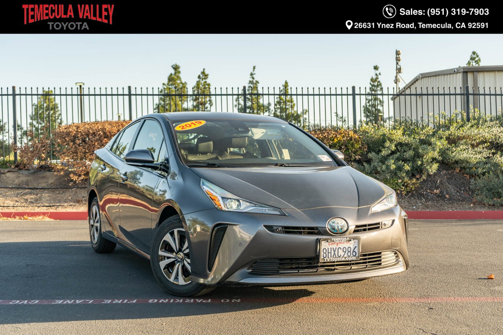 Used 2019 Toyota Prius LE w/ Carpet Mat Package FWD image 1