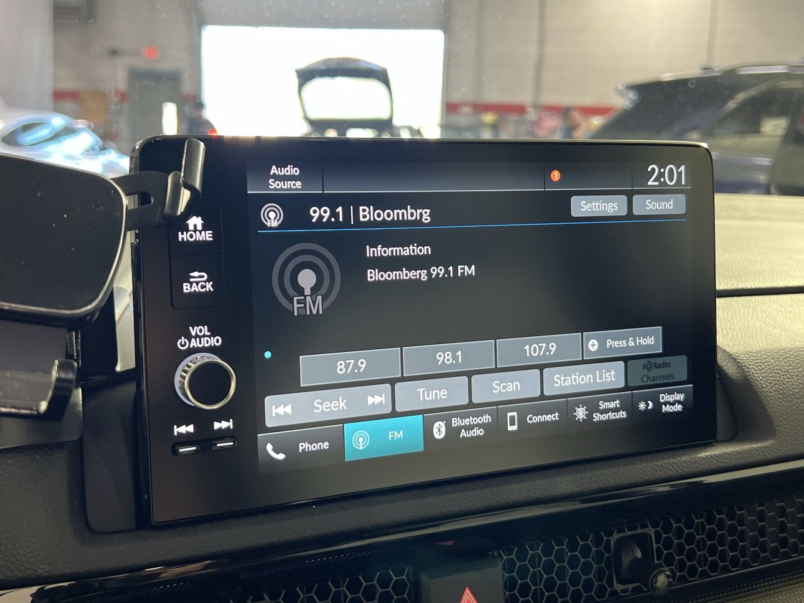 Used 2024 Honda CR-V EX-L image 18