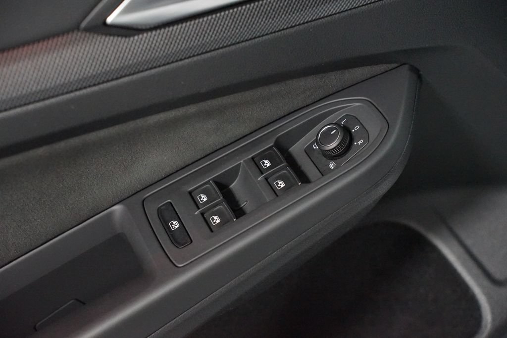 Used 2025 Volkswagen GTI S FWD image 29