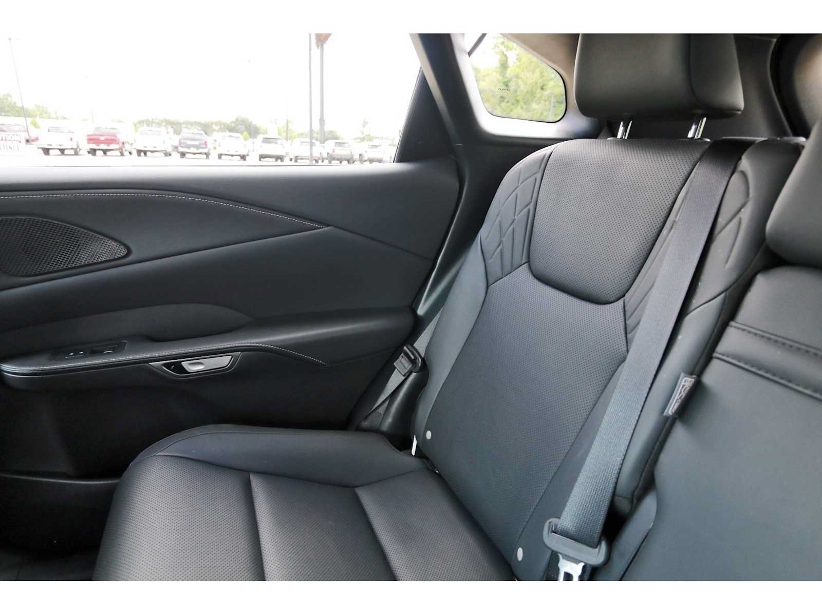 Used 2024 Lexus RX 350 Premium w/ Convenience Package FWD image 9