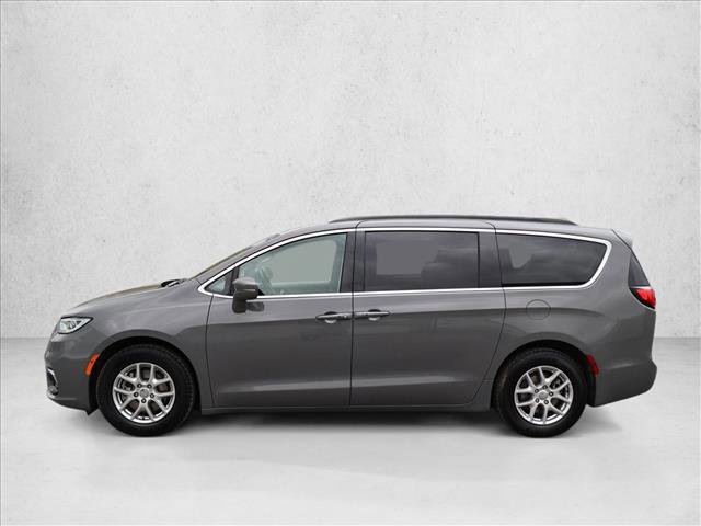Used 2022 Chrysler Pacifica Touring-L FWD image 7