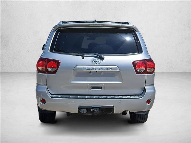 Used 2018 Toyota Sequoia SR5 RWD image 7