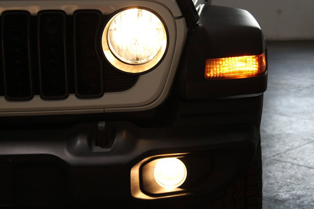 Used 2024 Jeep Wrangler Sport S image 51