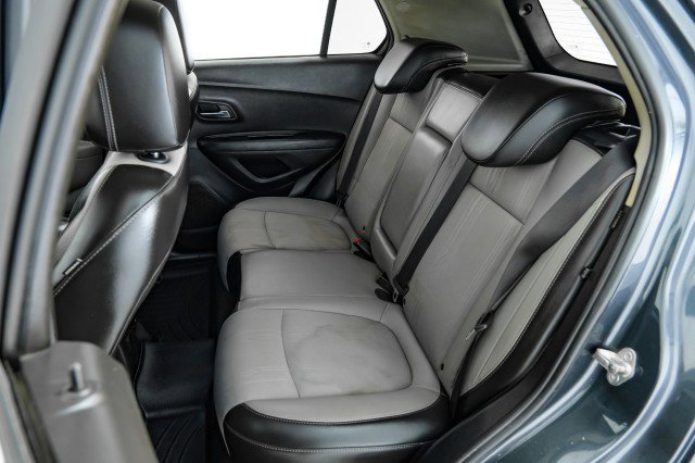 Used 2016 Chevrolet Trax LT w/ LT Convenience Package image 35