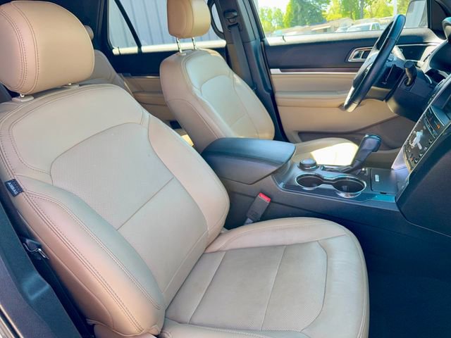 Used 2016 Ford Explorer Limited AWD/4WD image 9