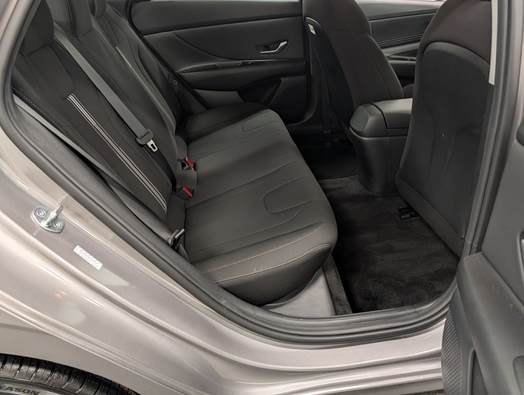 Certified 2023 Hyundai Elantra SEL w/ Convenience Package FWD image 26