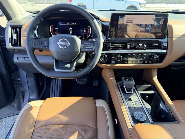 New 2026 Nissan Pathfinder Platinum image 18