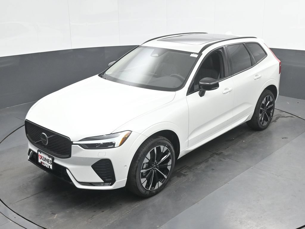 New 2026 Volvo XC60 B5 Plus w/ Climate Package AWD/4WD image 31