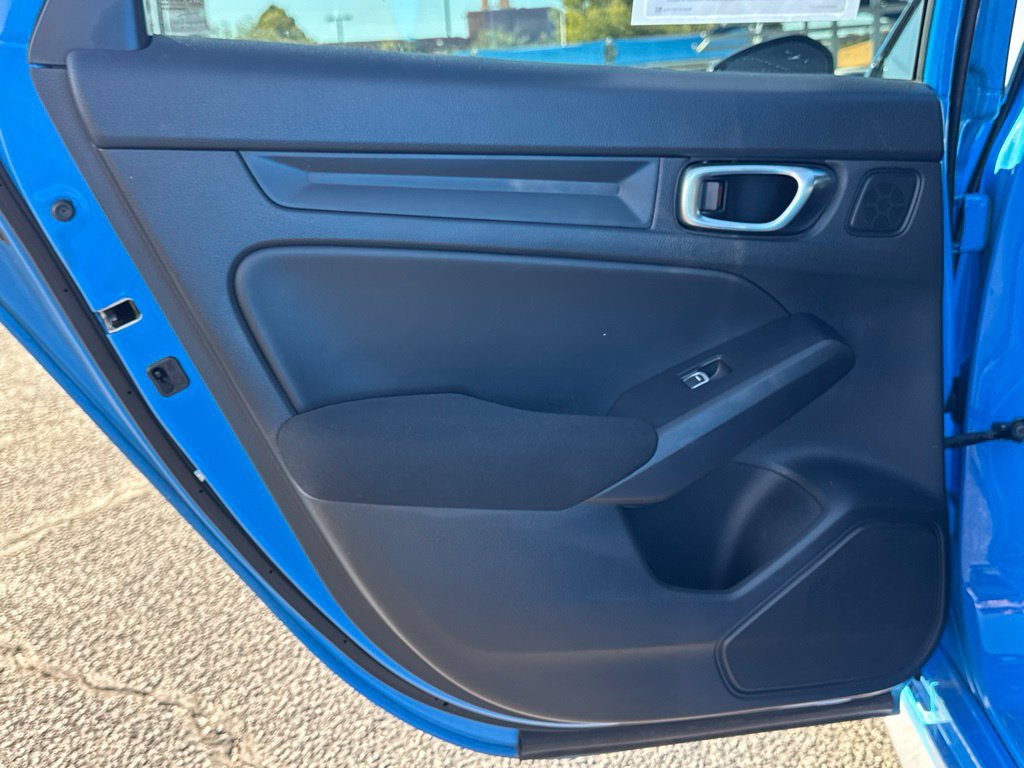 Used 2023 Honda Civic Sport image 14