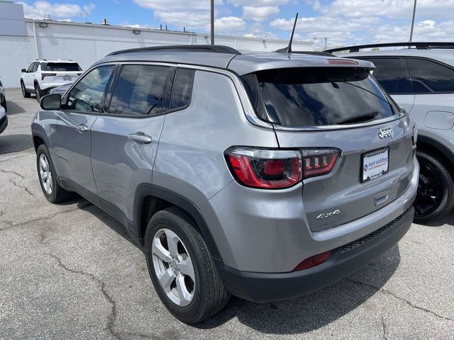 Used 2020 Jeep Compass Latitude w/ Cold Weather Group AWD/4WD image 5