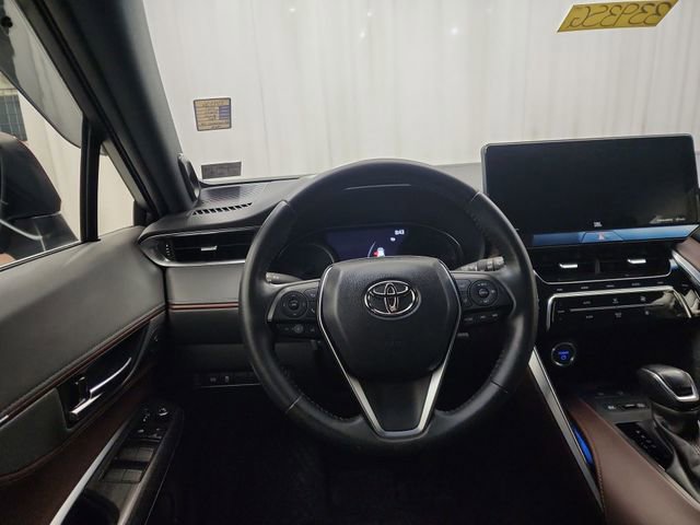 Used 2021 Toyota Venza XLE w/ Softex Package image 11