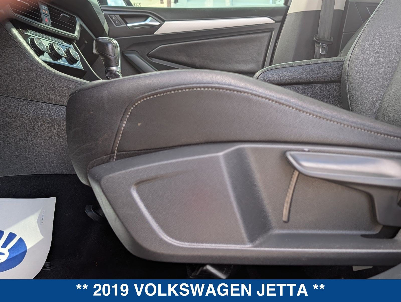 Used 2019 Volkswagen Jetta SE FWD image 22