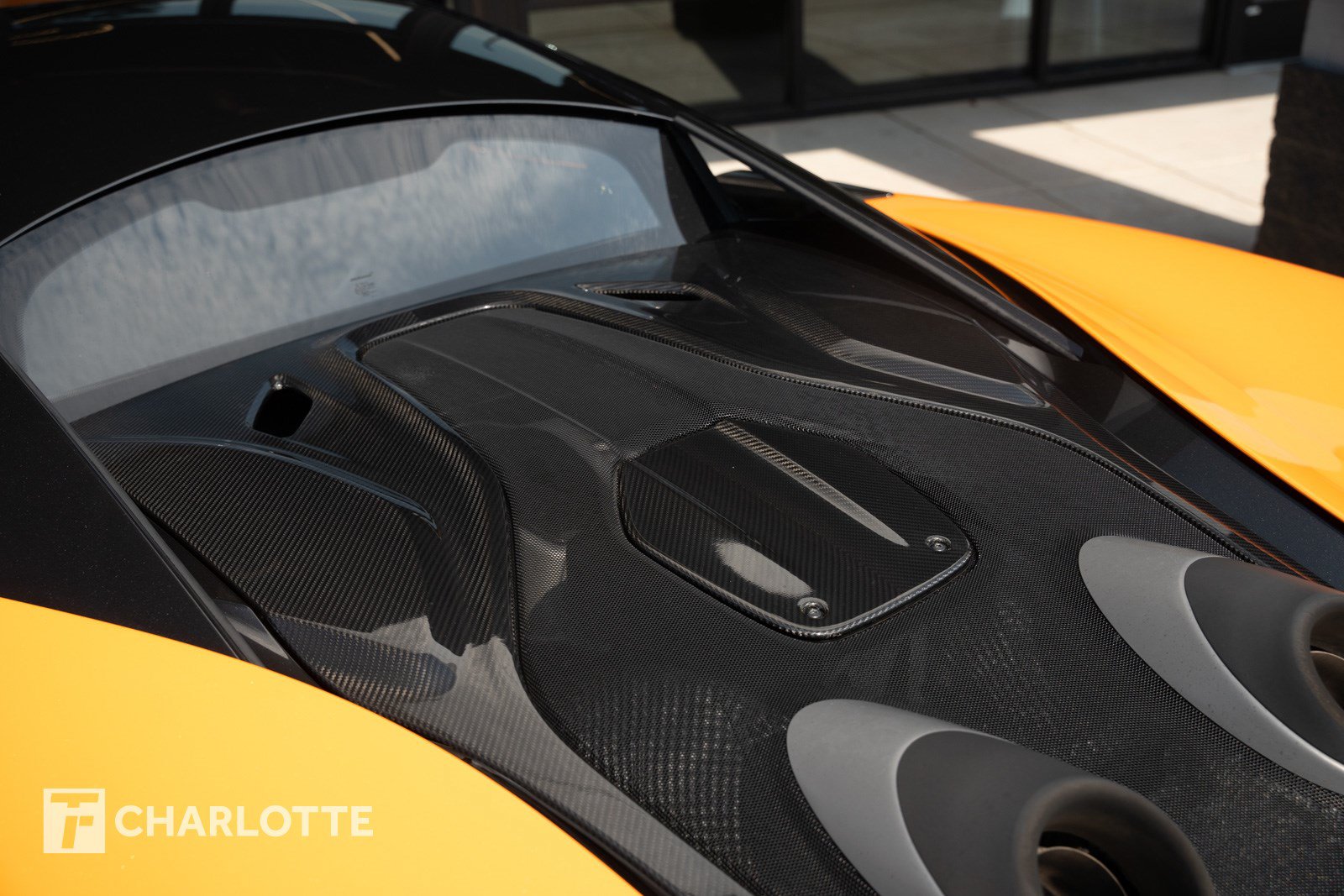 Used 2019 McLaren 600LT RWD image 20