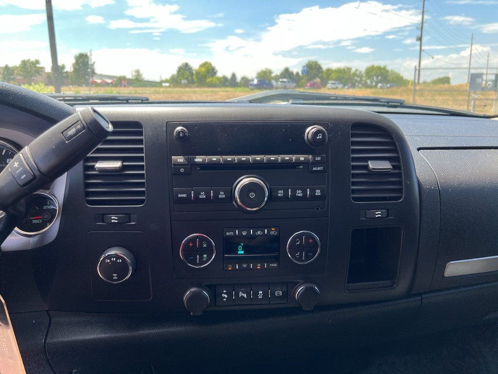 Used 2014 Chevrolet Silverado 3500 LT w/ Interior Plus Package AWD/4WD image 31
