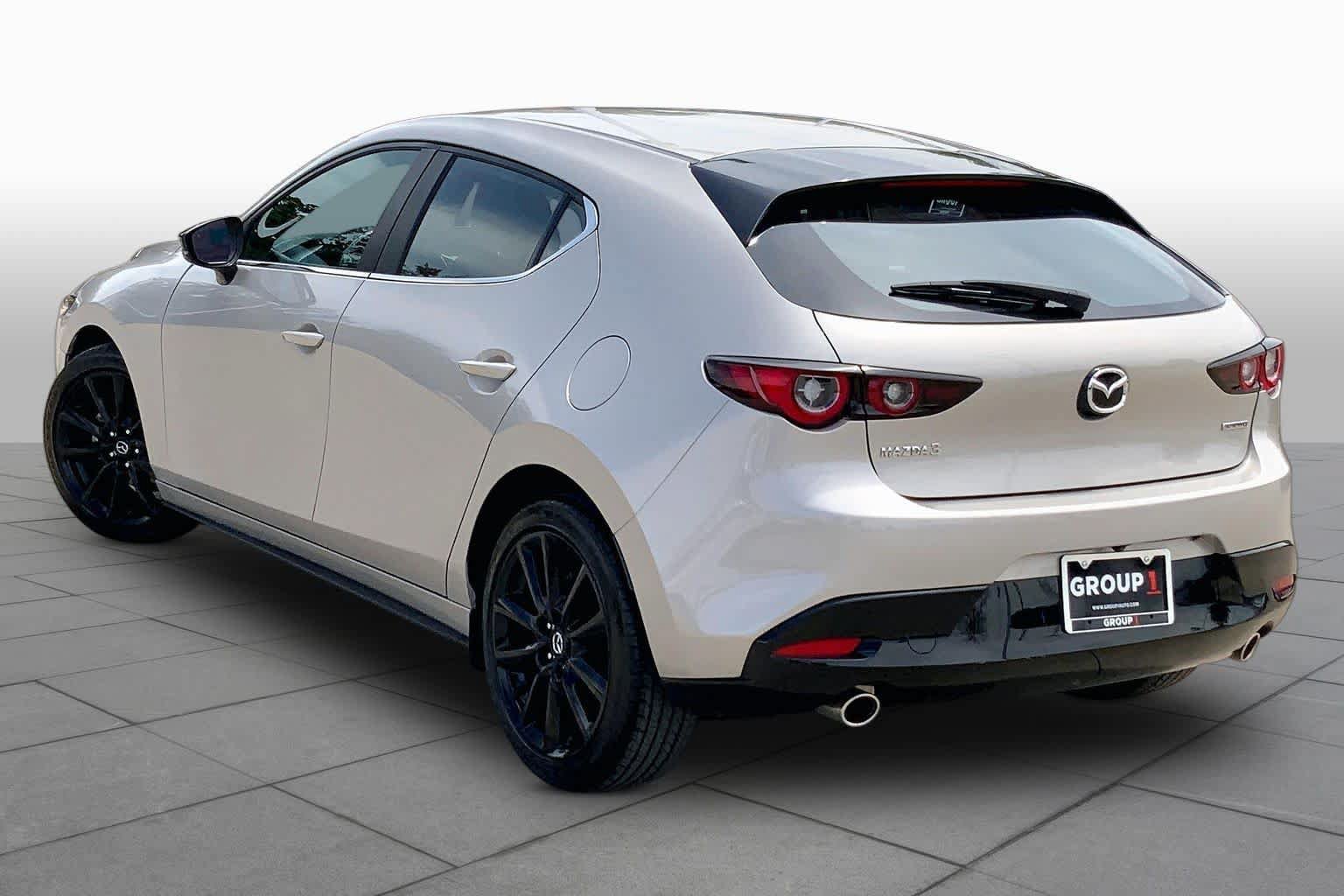 Used 2024 MAZDA MAZDA3 s FWD image 12