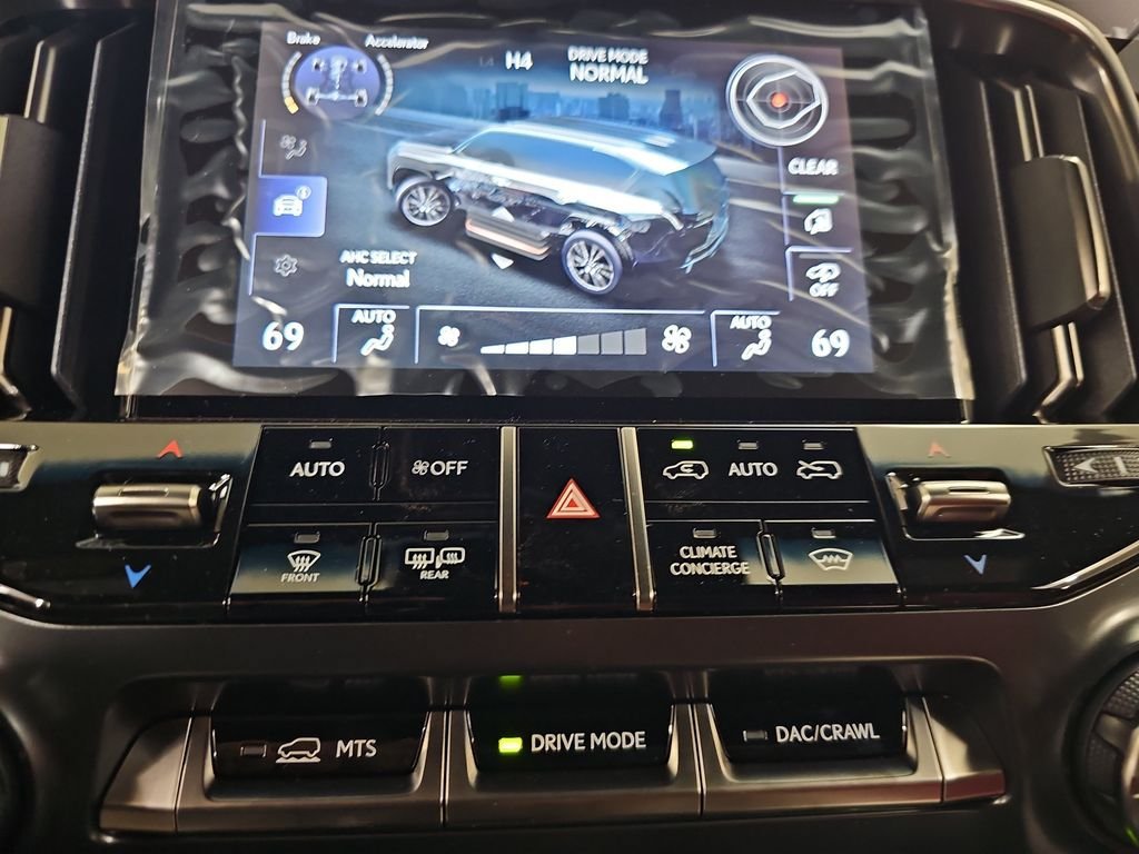 New 2026 Lexus LX 700h F Sport AWD/4WD image 23