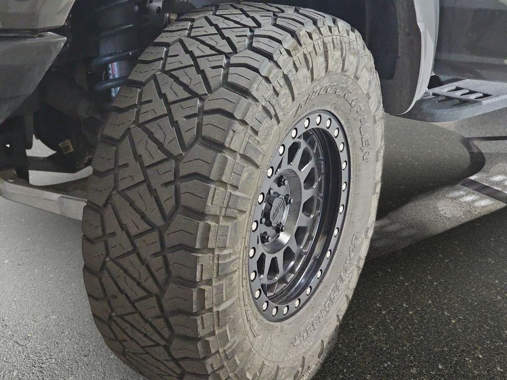 Used 2020 Ford F150 Raptor w/ Equipment Group 802A Luxury AWD/4WD image 33
