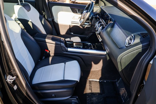 Used 2021 Mercedes-Benz GLA 35 AMG 4MATIC image 27