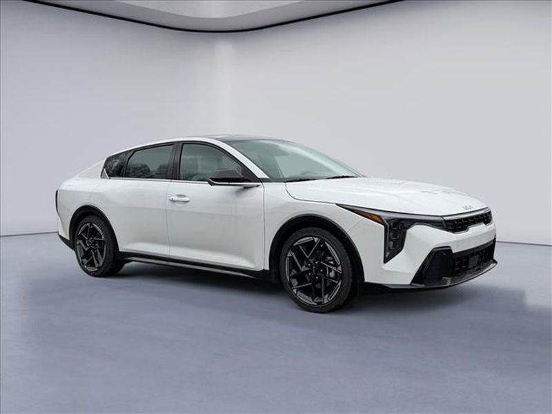 New 2026 Kia K4 GT-Line image 7