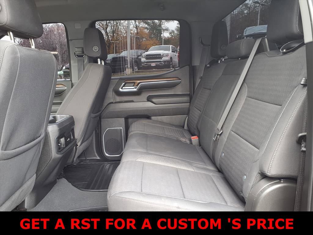 Used 2023 Chevrolet Silverado 1500 RST AWD/4WD image 8