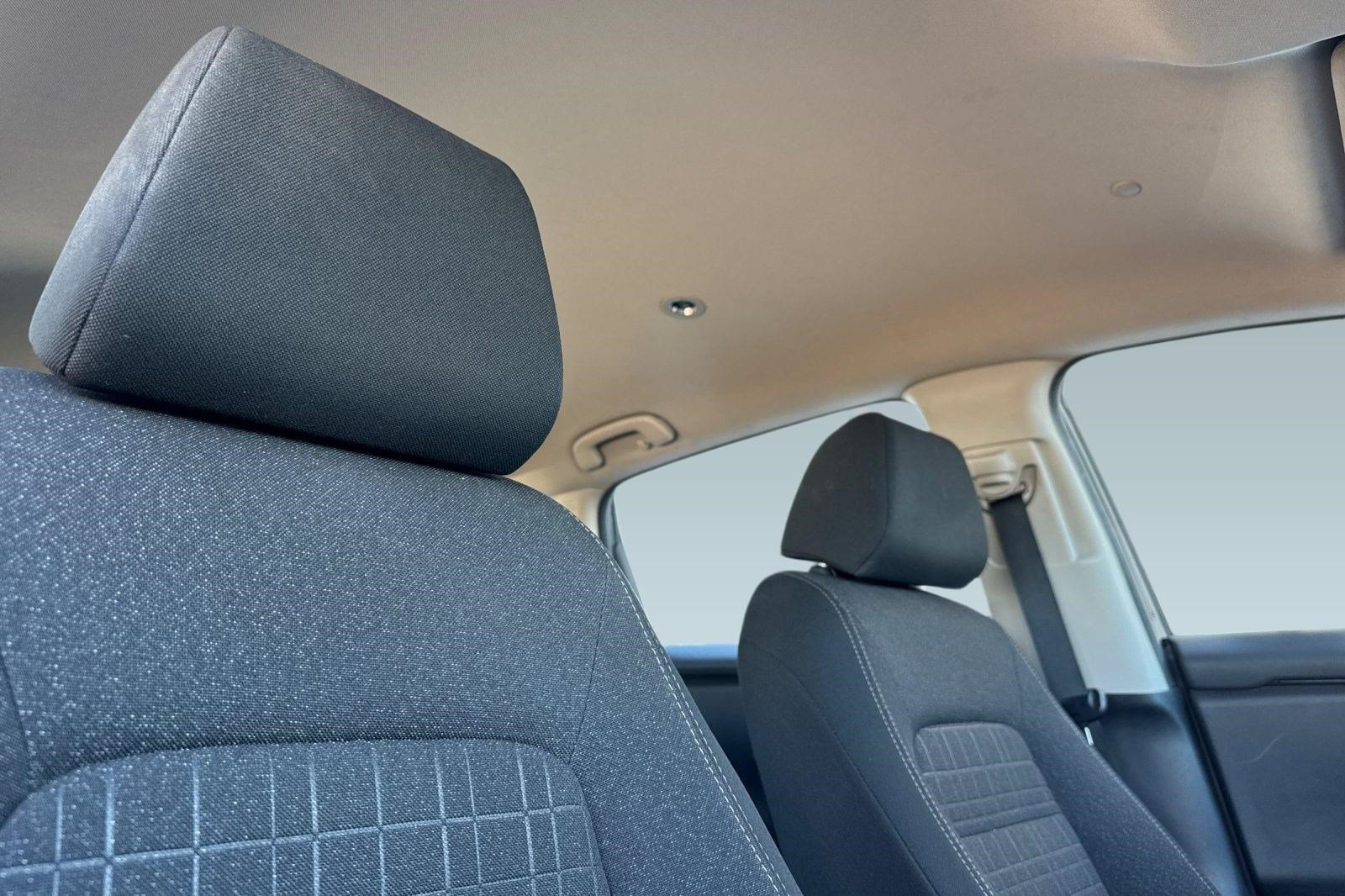 Certified 2025 Honda HR-V LX image 23