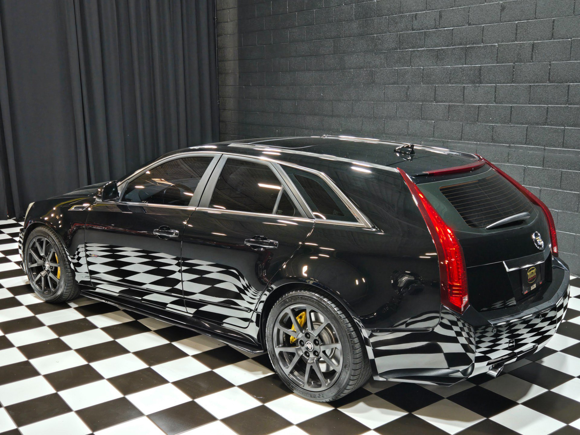 Used 2013 Cadillac CTS V w/ Wood Trim Package RWD image 4