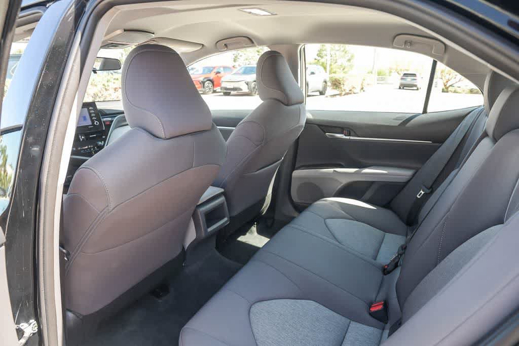 Used 2023 Toyota Camry LE FWD image 18