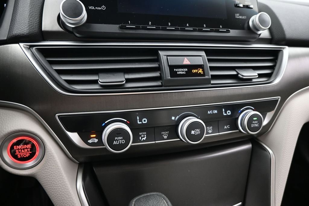 Used 2018 Honda Accord LX image 16