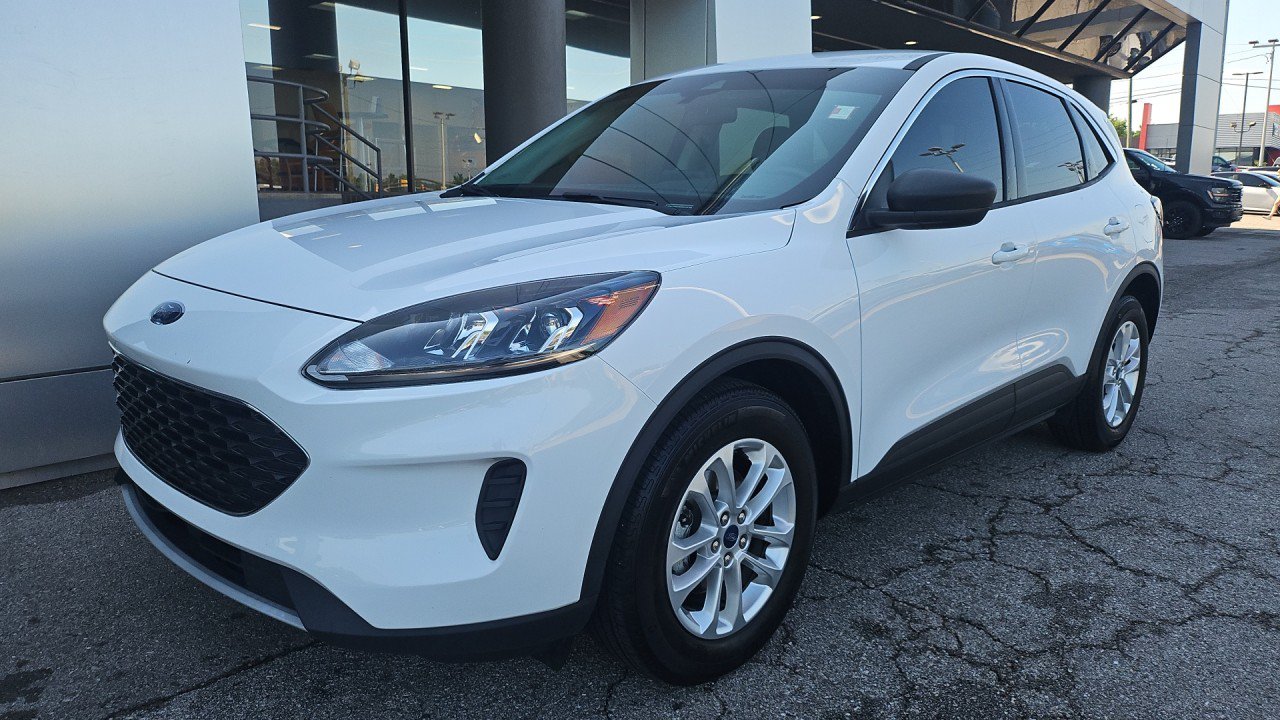 Used 2022 Ford Escape SE FWD image 9