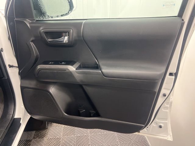 Used 2023 Toyota Tacoma TRD Sport image 12