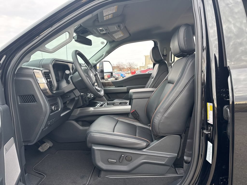 New 2026 Ford F250 Lariat w/ Black Appearance Package AWD/4WD image 20