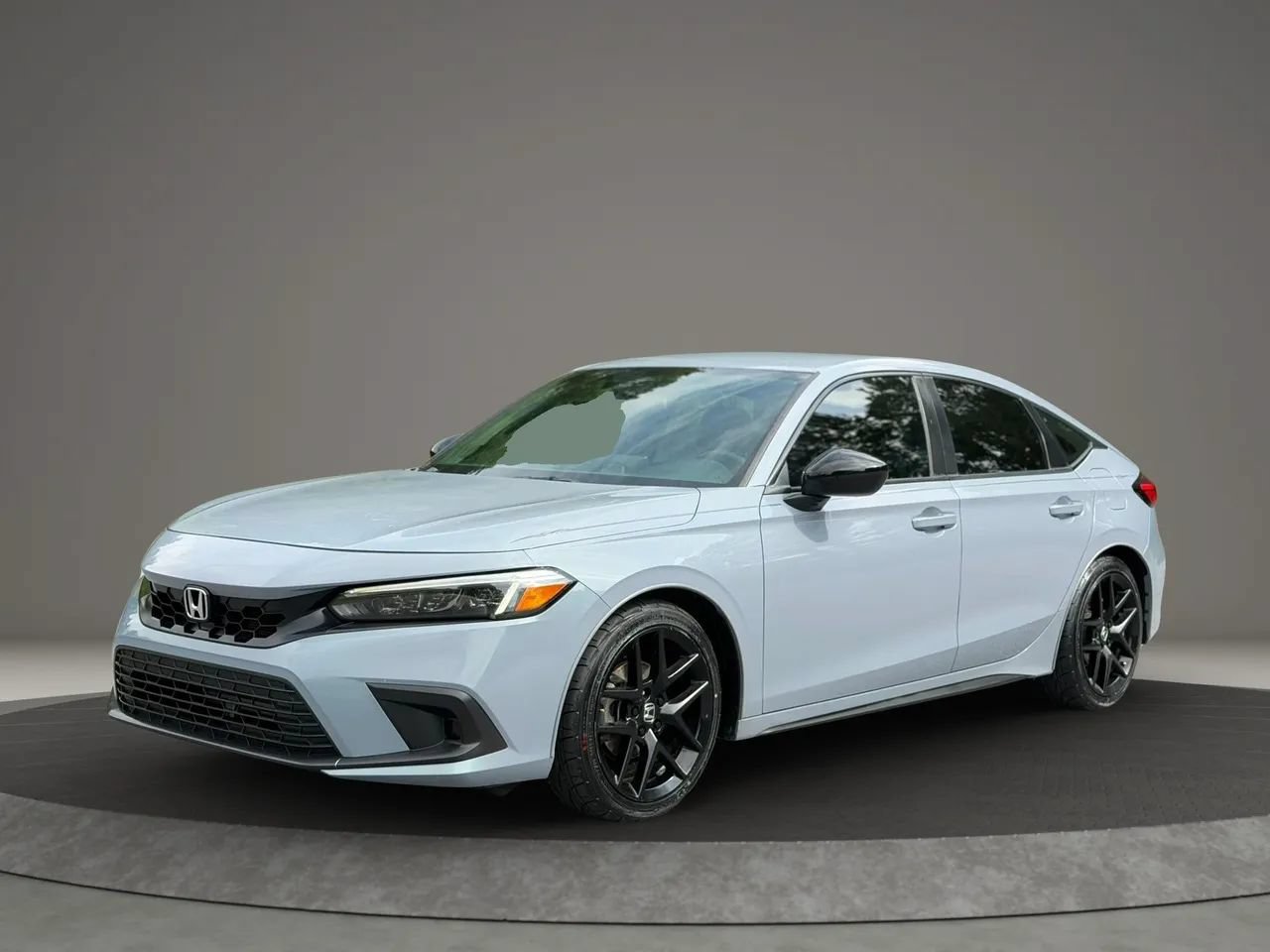 Used 2023 Honda Civic Sport image 1