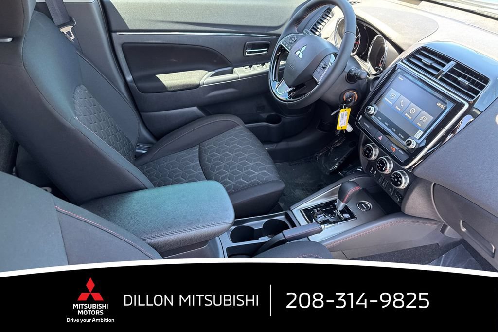 New 2026 Mitsubishi Outlander Sport LE AWD/4WD image 16