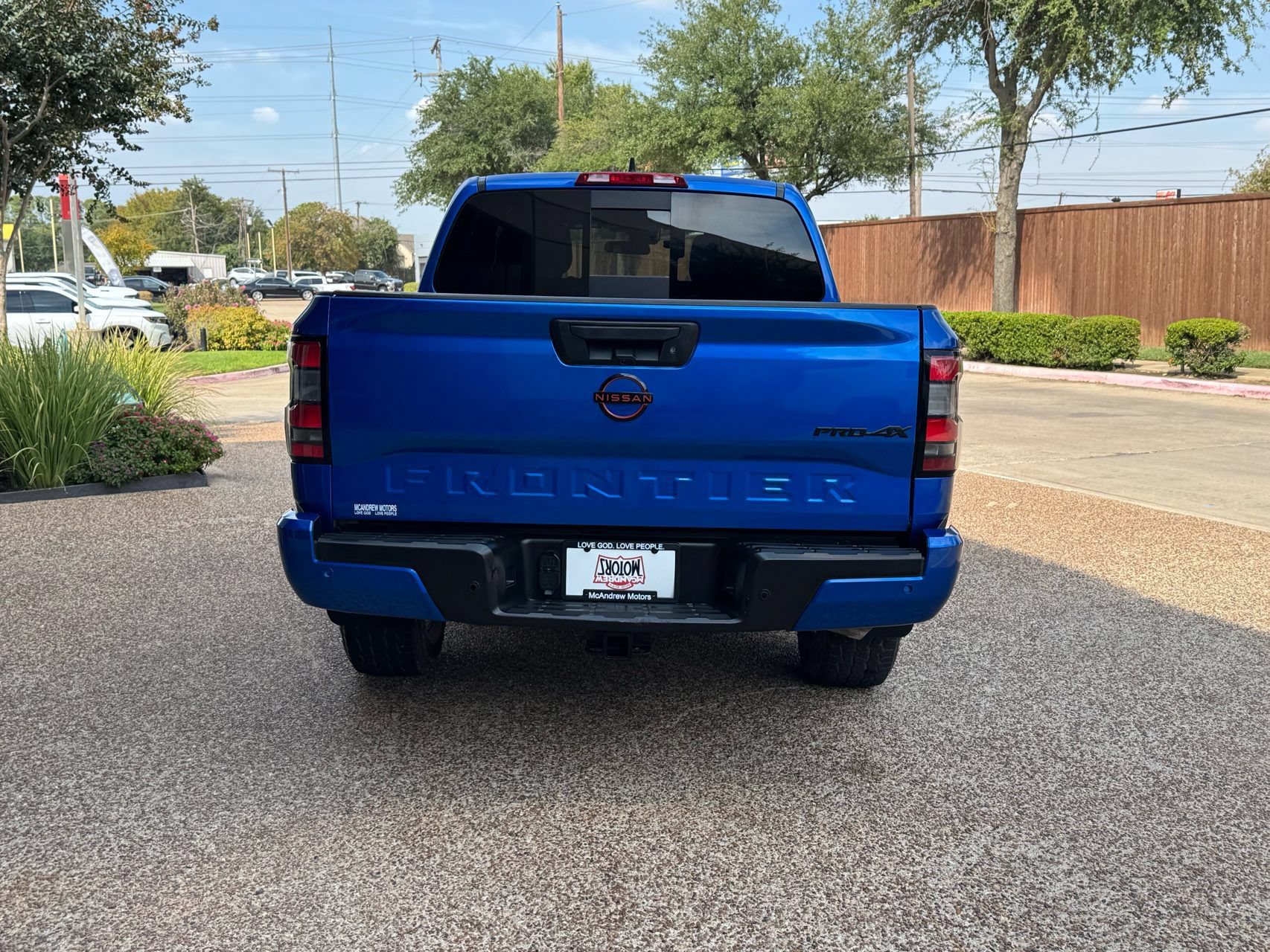 Used 2024 Nissan Frontier PRO-4X w/ Pro Convenience Package AWD/4WD image 9