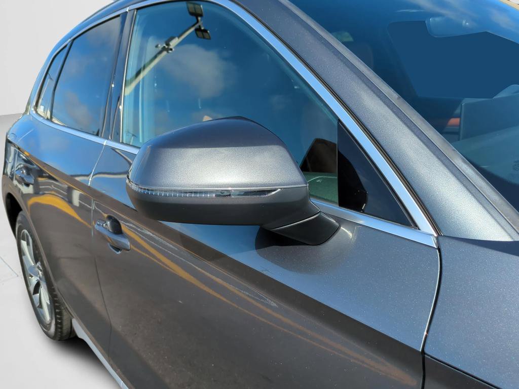 Used 2022 Audi Q5 2.0T Prestige w/ Prestige Package image 6