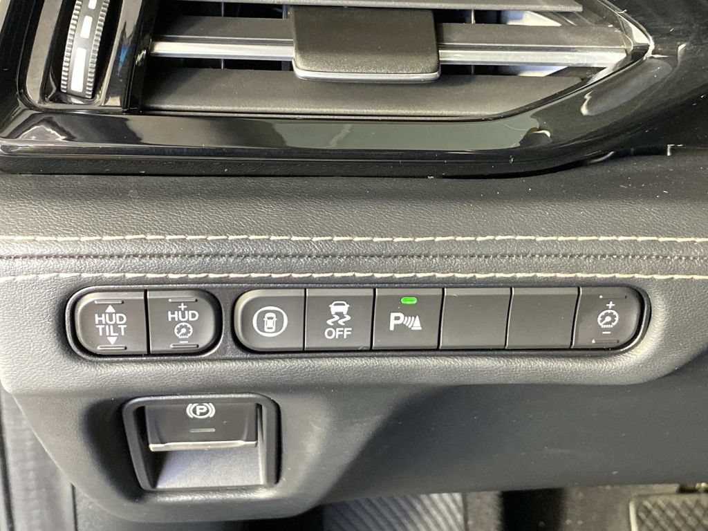 Used 2023 Acura MDX w/ Advance Package AWD/4WD image 16