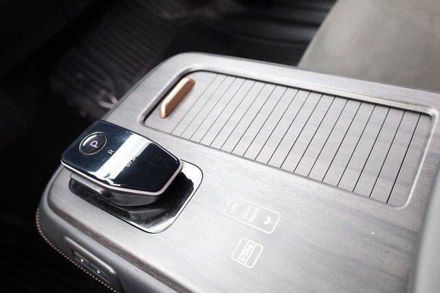 Used 2024 Nissan Ariya AWD image 16