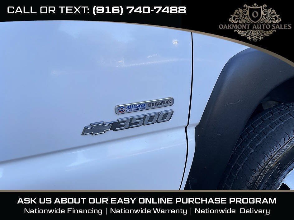 Used 2007 Chevrolet Silverado 3500 2WD Regular Cab w/ Heavy-Duty Power Package image 17