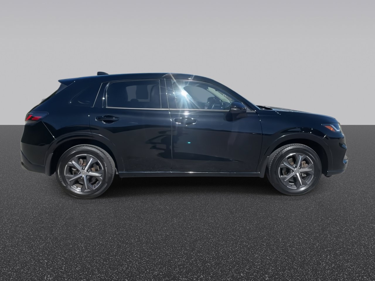 Used 2024 Honda HR-V EX-L image 10