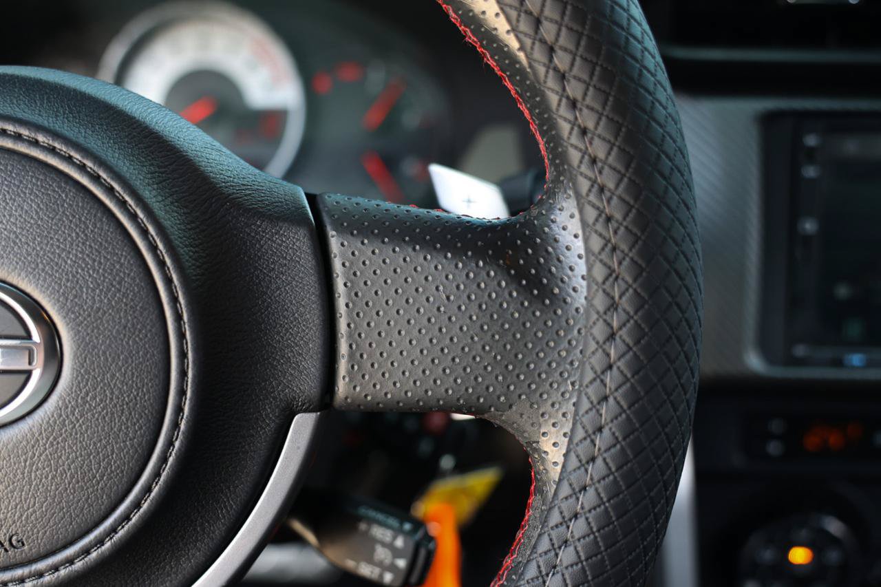 Used 2015 Scion FR-S RWD image 26