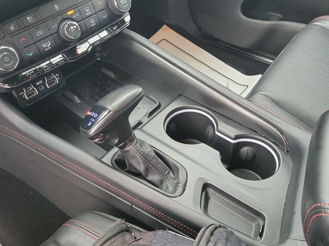 Used 2025 Dodge Durango GT AWD/4WD image 29