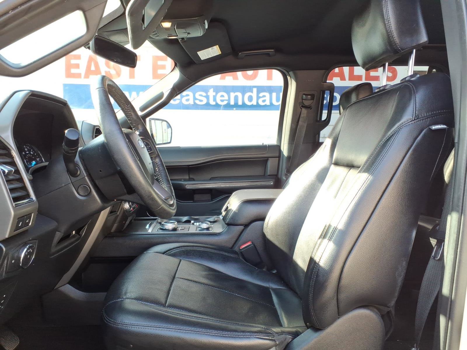 Used 2019 Ford Expedition Max XLT w/ Equipment Group 202A image 7