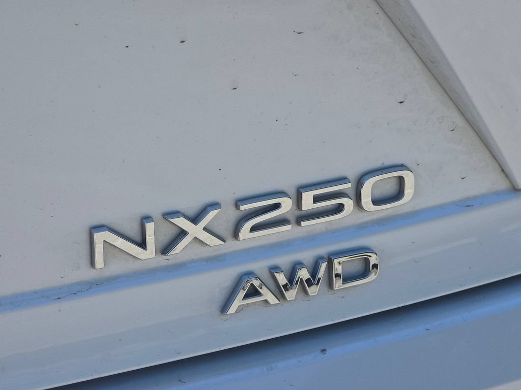 Used 2025 Lexus NX 250 AWD w/ Accessory Package (2T) image 5