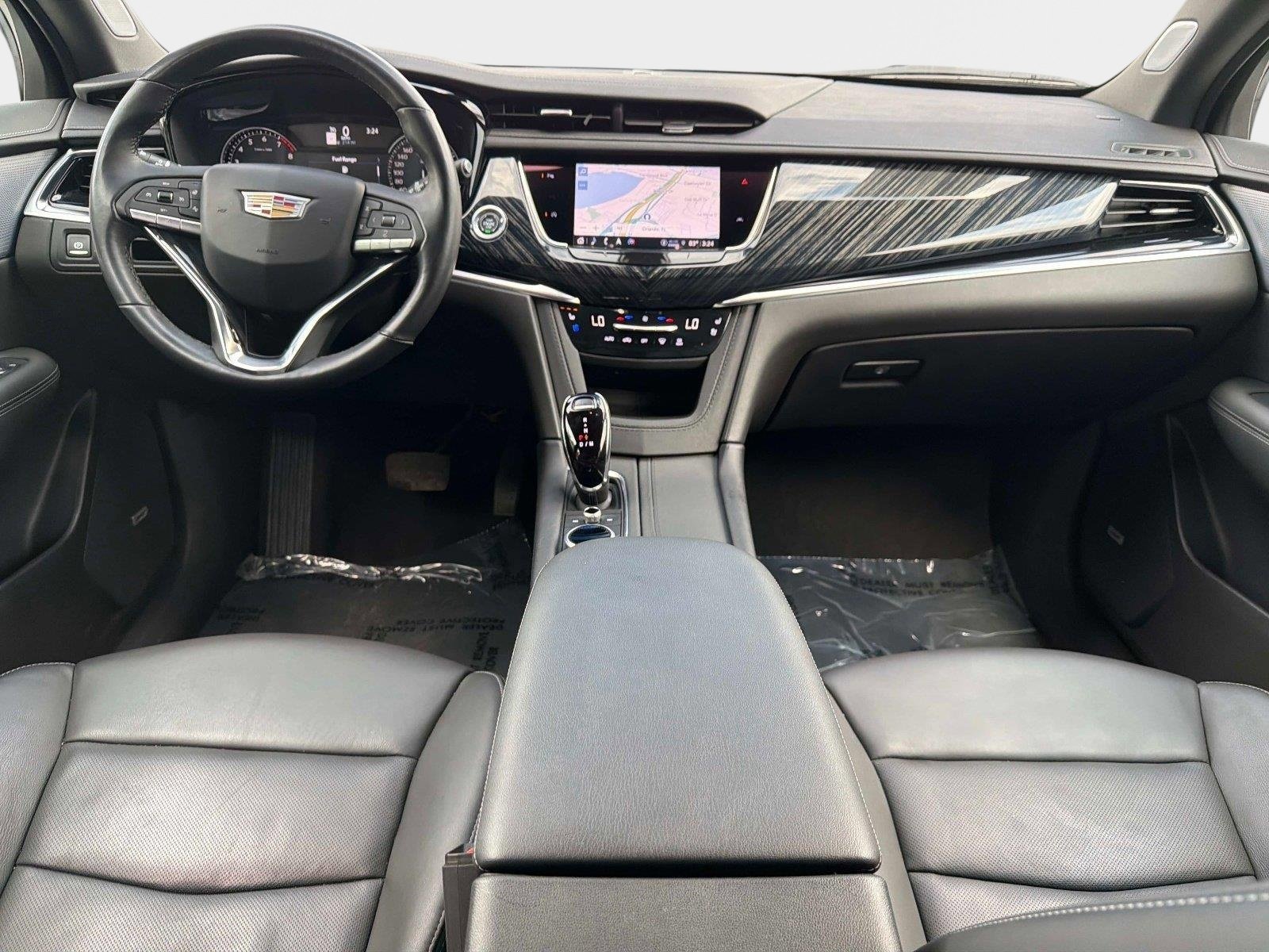 Used 2024 Cadillac XT6 Premium Luxury AWD/4WD image 29